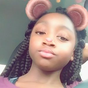 Meet your Posher, Kalaceia